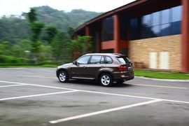 2011款宝马X5成都试驾