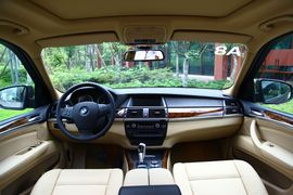 2011款宝马X5成都试驾