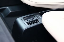 2011款宝马X5成都试驾