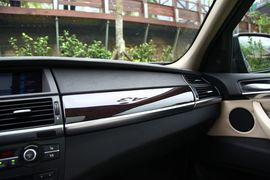 2011款宝马X5成都试驾