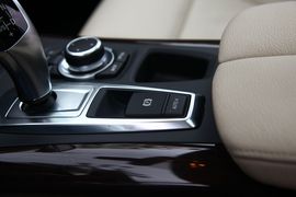 2011款宝马X5成都试驾