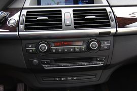 2011款宝马X5成都试驾