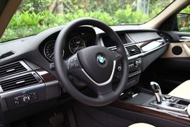 2011款宝马X5成都试驾