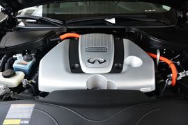  2015款英菲尼迪Q70 Hybrid 3.5L豪华版