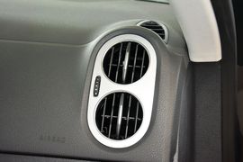 2016款大众途观300TSI自动两驱豪华版
