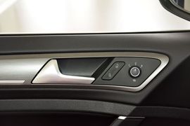 2016款大众高尔夫1.4TSI自动豪华型