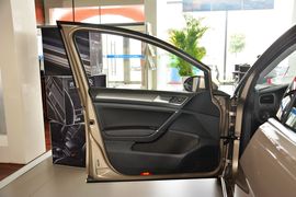 2016款大众高尔夫1.4TSI自动豪华型