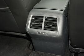 2016款大众高尔夫1.4TSI自动豪华型