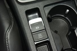 2016款大众高尔夫1.4TSI自动豪华型