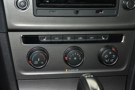 2016款大众高尔夫1.4TSI自动豪华型