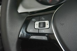 2016款大众高尔夫1.4TSI自动豪华型