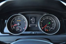 2016款大众高尔夫1.4TSI自动豪华型