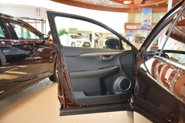 2016款雷克萨斯NX200