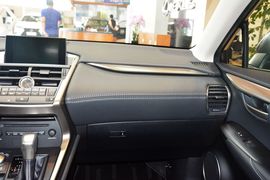 2016款雷克萨斯NX200