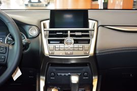 2016款雷克萨斯NX200