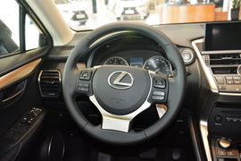 2016款雷克萨斯NX200