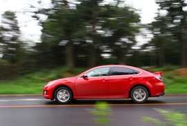 马自达睿翼轿跑2.5L至尊版