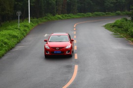 马自达睿翼轿跑2.5L至尊版