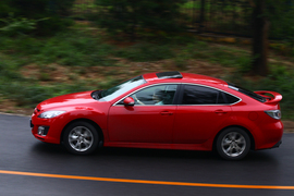 马自达睿翼轿跑2.5L至尊版