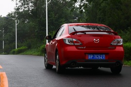 马自达睿翼轿跑2.5L至尊版