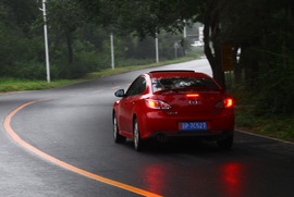 马自达睿翼轿跑2.5L至尊版