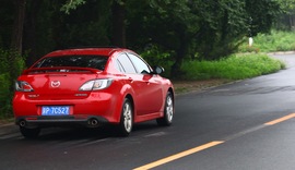 马自达睿翼轿跑2.5L至尊版