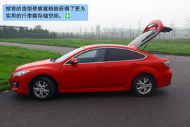 2010款马自达睿翼轿跑2.0L豪华版试驾实拍