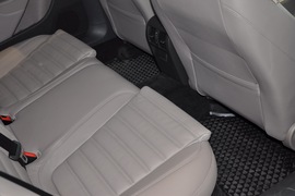 2010款大众旅行轿车