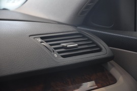 2010款大众旅行轿车