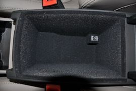 2010款大众旅行轿车