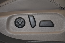 2010款大众旅行轿车