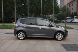 2010款本田Fit飞度1.5L自动炫酷运动版实拍