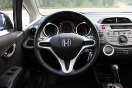 2010款本田Fit飞度1.5L自动炫酷运动版实拍