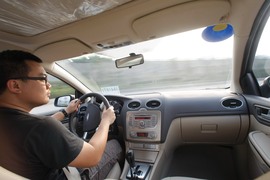 2011款福特福克斯试驾