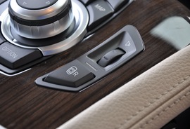 2010款宝马ActiveHybrid
