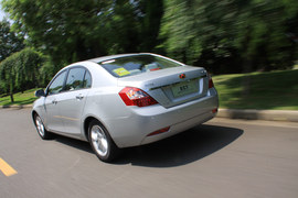 帝豪EC7系列CVT试驾实拍