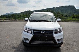 2016北汽幻速S3L 1.5L手动尊贵型
