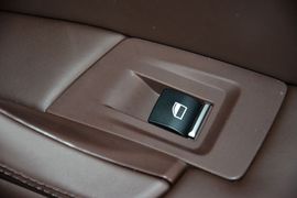 2014款宝马525Li豪华设计套装