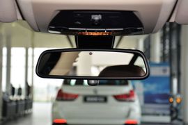2014款宝马525Li豪华设计套装