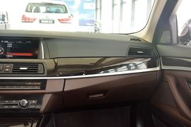 2014款宝马525Li豪华设计套装