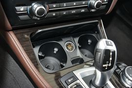 2014款宝马525Li豪华设计套装