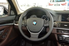 2014款宝马525Li豪华设计套装