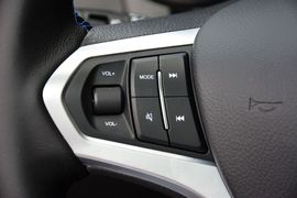 2016款众泰SR7