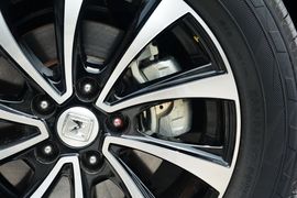 2016款众泰SR7