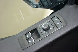 2016款大众迈特威2.0TSI四驱尊享版