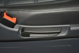 2016款大众迈特威2.0TSI四驱尊享版