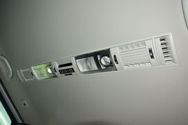 2016款大众迈特威2.0TSI四驱尊享版