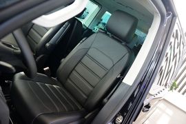 2016款大众迈特威2.0TSI四驱尊享版