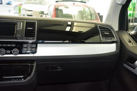 2016款大众迈特威2.0TSI四驱尊享版