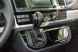 2016款大众迈特威2.0TSI四驱尊享版